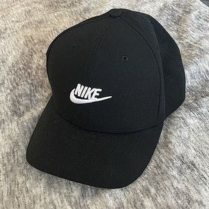 Nike Classic 99 Cap in Black
